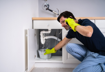 plumber providing Emergency Plumber & Emergency Plumber Services in Oklahoma City